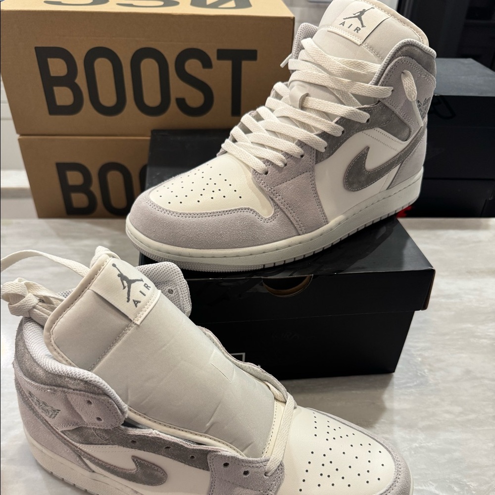 Air Jordan 1 mid SE Size 11 brand new